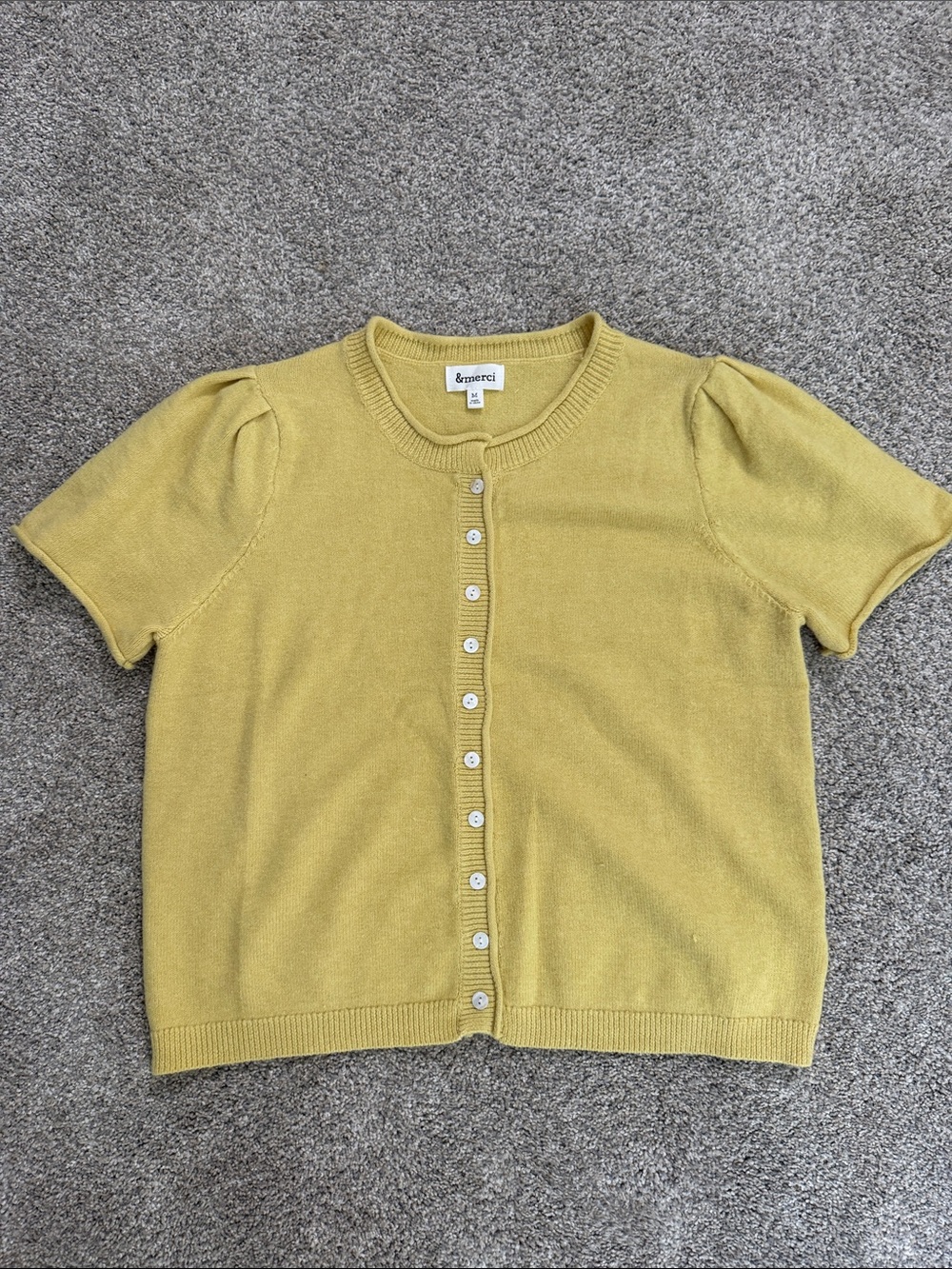 &moreci Yellow Short-Sleeve Button Cardigan